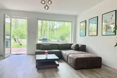 Image de Peace and quiet in the city: large house near Munich ideal for families with a garden