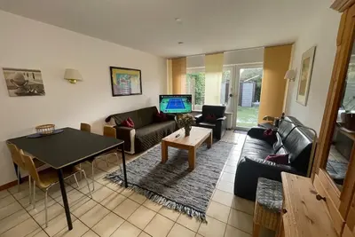 Image de \"Experience Comfort and Adventure at Ferienhaus Tinnum, Sylt! \"