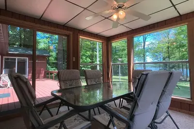 Image de 1900 miles of shoreline on the Chippewa Flowage to explore, great fishing, and great for water sports