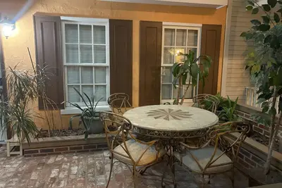 Image de Enjoyable 2-bedroom apartment with Ac in Lorain