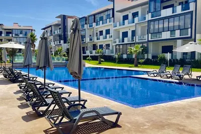 Image de Appartement Élégant Vue Piscine