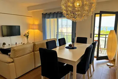 Image de Appartement-Prestige-Salle d'eau-Vue sur la rivière-Tejo Balcony Expo