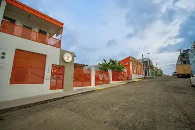 Image de 1. 5 Modern Family Apt with Generator