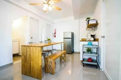 Image de 2. 1 Apt with Generator for 6, near restaurants