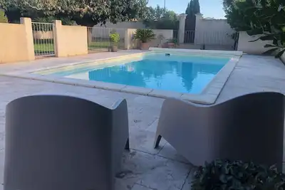 Image de La Maisonnette de Line située entre Alpilles et Lubéron.