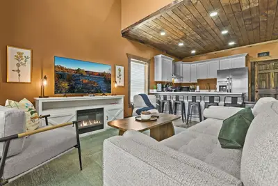 Image de Modern Barndo • Ample Parking • Red River •Hot Tub