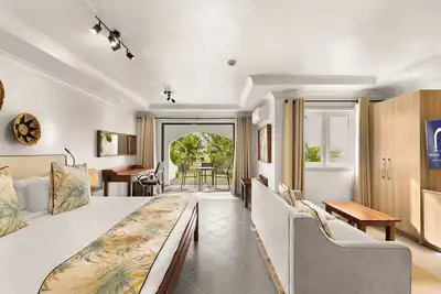 Image de Grand Sahāna 12 | Beachfront Apartment | Work from Paradise | Digital Nomad