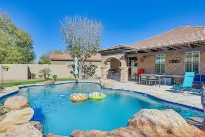 Image de Backyard Oasis & Pool: Gilbert Getaway!