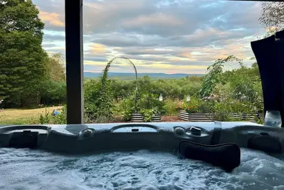 Image de Cozy garden retreat in the Western Maine foothills