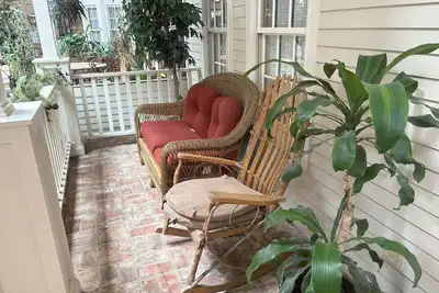 Image de 2-bedroom apartment in wonderful Lorain with Ac