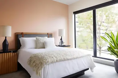 Image de 2 Units | 2br Each | Near West Midtown Atlanta