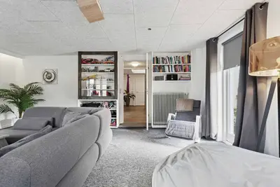 Image de Cosy and modern house in peaceful setting