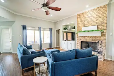 Image de Family-Friendly 2br + Dedicated Office in Lubbock