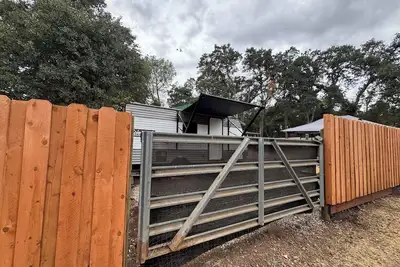 Image de Cozy Rv Oasis 5 Min to Adventist Health and Redbud Park Clearlake