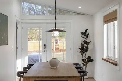 Image de Renovated 7br - Gym, Hot Tub, Sauna & Cold Plunge!