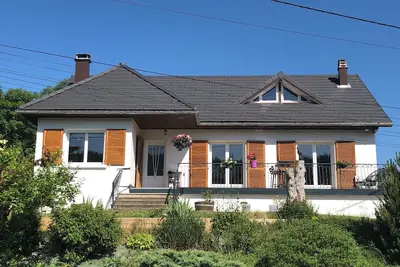 Image de Calme et Grand Air, Belle maison avec jardin, idéale en famille