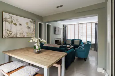 Image de Stylish 4-Bedroom Townhouse in the Heart of Bath