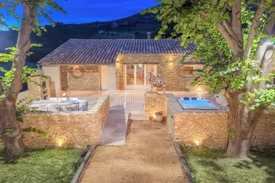 Image de Bergerie 5* Spa Saint Quenin®️ 1À 10 Personnes-ACCÈS Pmr-Bord De RIVIÈRE-Jacuzzi