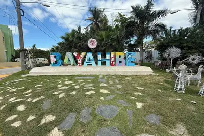 Image de Welcome to our home away from home! Only 5 minutes walk from the beach & village