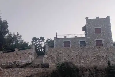 Image de Mountain Tower House close to Sparta, Mystras and Mani! Pet friendly