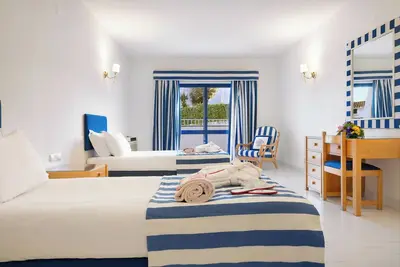 Image de Seaside Stay | 1 Br Unit | Albufeira Beach Access