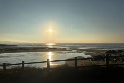 Image de Spectacular Sea Views From This Stunning Apartment in Bude