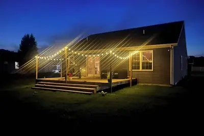 Image de Close To Notre Dame! ! Charming House, Quiet Neighborhood, under 30 mins from Nd