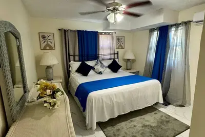 Image de Tranquil 2-bedroom apartment in Leeward Palms