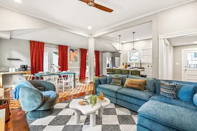 Image de Spacious 4bd - Sleeps 10 - Movie Night & Bbq