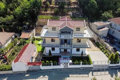 Image de Welcoming 5-bedroom villa in Maliq