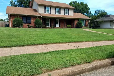 Image de Spacious 6-Bedroom House in Charming Memphis