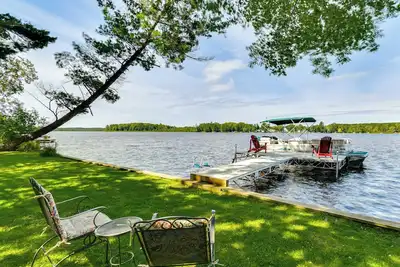 Image de Lakefront Retreat w/ Pedal Boat & Dock in Kalkaska