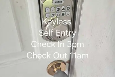 Pastries & Pillows: Private Self Check-In Suite