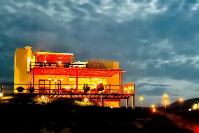 Image de Casa Magica is a 3-bedroom Beachfront Oasis w/ Rooftop Pool