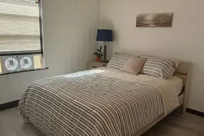 Image de Old Hunting Cabin Apartment on High St