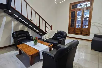 Image de Moré House with double garage downtown Rosario