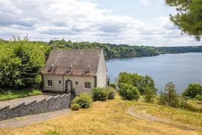 Image de La Pause au Bord du Lac - Ponton privé - Baignade depuis le Ponton