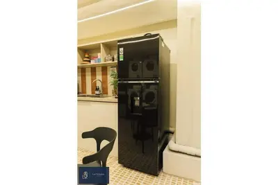 Image de Double-Double Gym-Coffee-Laundry 2's to Trainstr