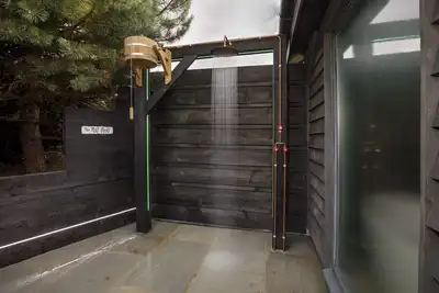 Image de Olive Tree Lodge - sleeps 2 guests  in 1 bedroom