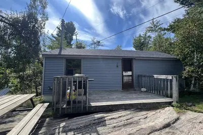 Image de Lakeview Cabin in Georgian Bay - Rockwood #3