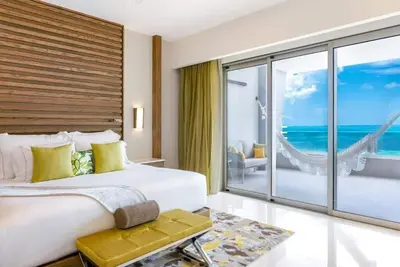 Image de Garza Blanca Resort & Spa Cancun- Cozy 1 Br suite 2