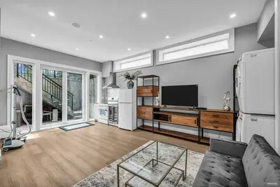 Image de Deluxe suite1B1B1L in a new house