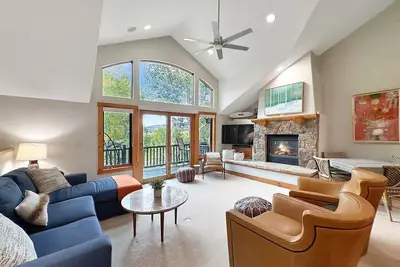 Image de Private Hot Tub, 2700 Sq Feet, borders Open Space - Arrowhead Townhome, Beaver Creek