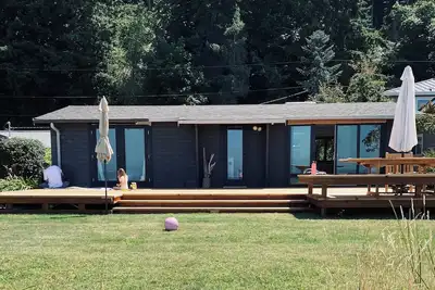 Image de Whidbey Island Beachfront Cabin  No-Bank Sandy Beach + Sunset Views