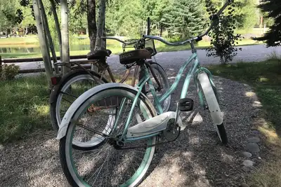 Image de Enjoyable 1-bedroom “Mallard” Log Cabin in Ririe
