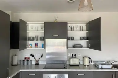 Image de Apartment - Sleeps 4, pets allowed & parking