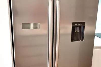 Image de Modern Large 3 bedroom 2 1/2 Bathroom Townhouse+Wifi+Garage+Parking+outdoor area