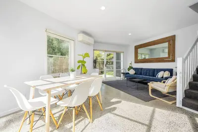 Image de Leafy 3br Kensington Escape I Park Views & Parking