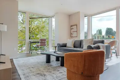 Image de Blueground | University District, view, nr University Bridge