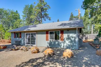 Image de Private Horse Stall: Unplug at Shingletown Home!